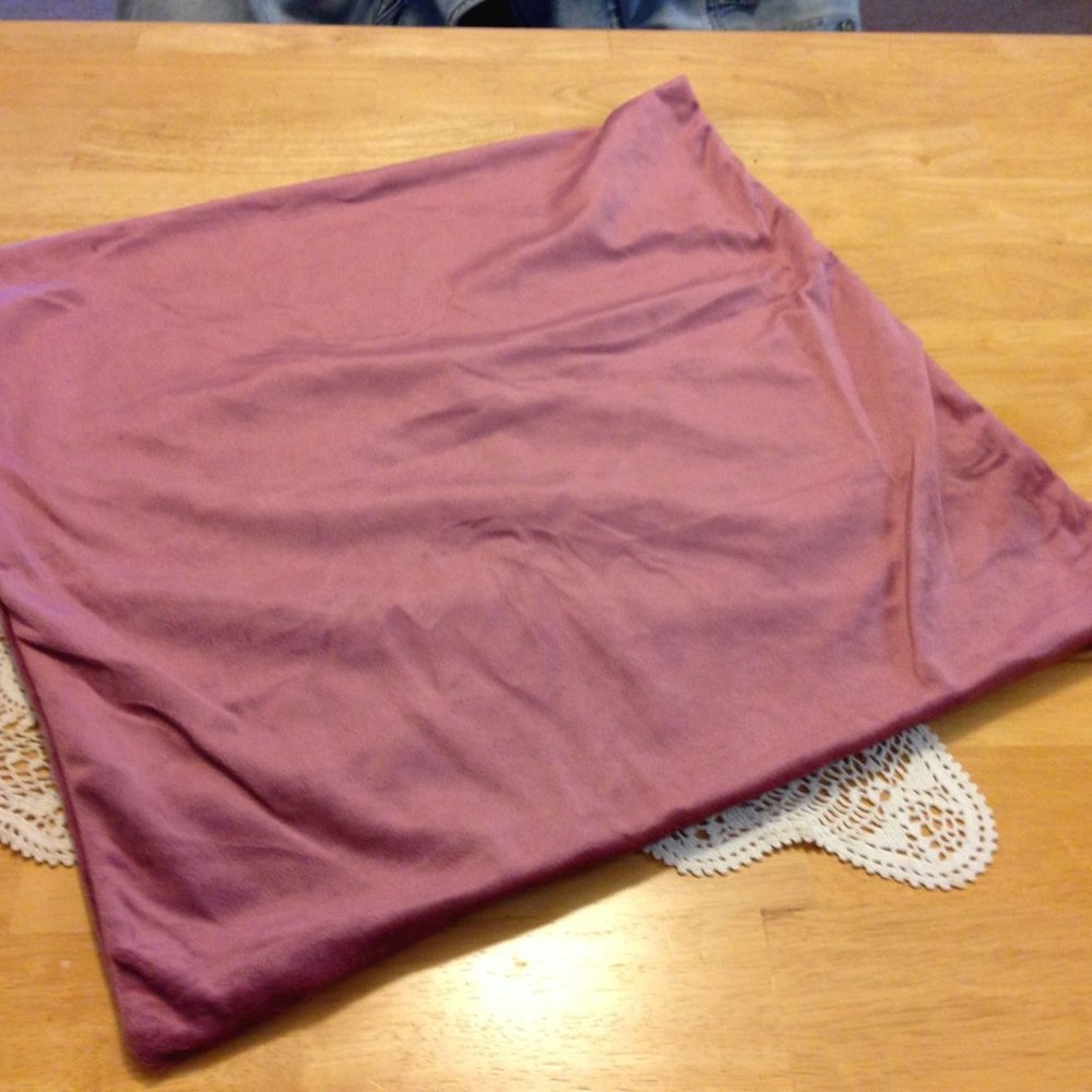 Soft mauve pillow cover for decorative pillows